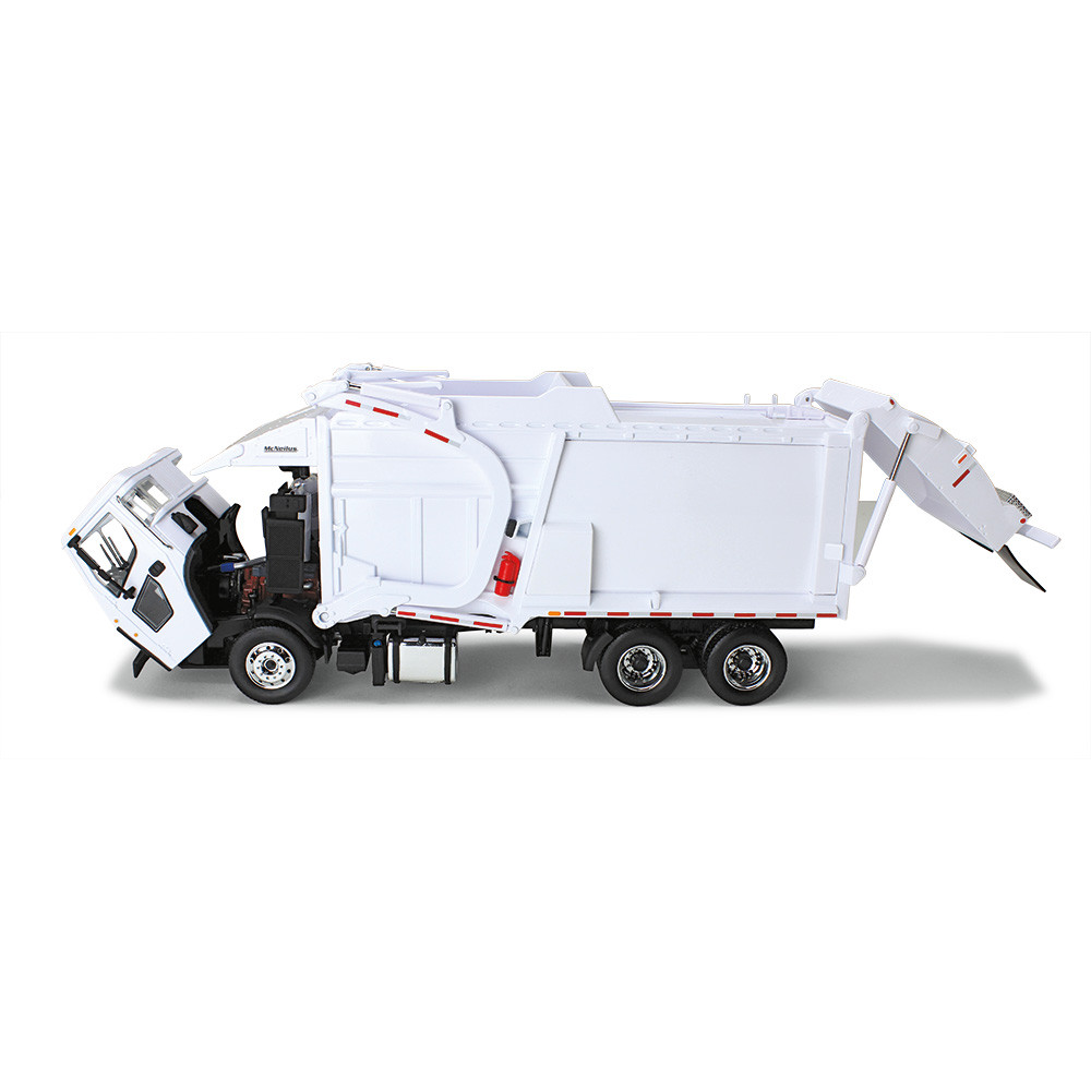 10-4235: White/White
1/34 scale Mack LR with McNeilus Meridian Front Loader & Trash Bin