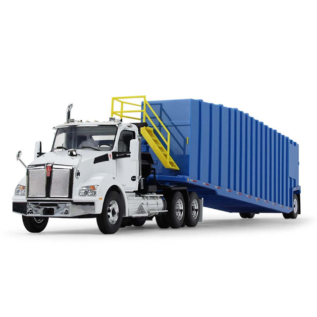 10-4276: White/Light Grabber Blue
1/34 scale Kenworth T880 Winch Truck & Pinnacle Frac Tank Trailer