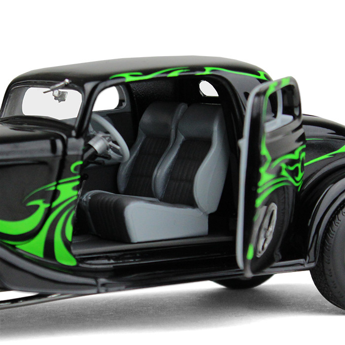 40-0382: Black/Lime Green 
1/25 scale 1934 Ford Coup Street Rod Diecast Replica