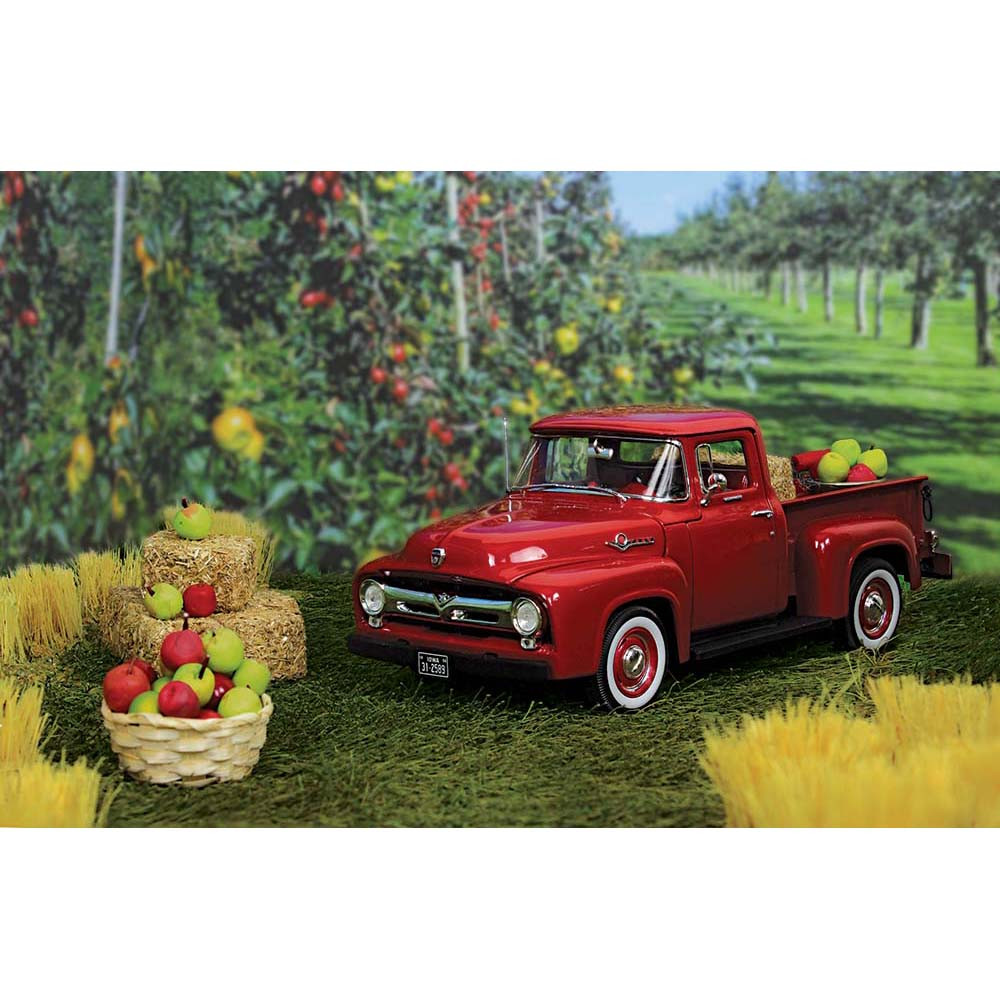 40-0414: Vermillion Red
1/25 Scale 1956 Ford F-100 Pickup Diecast Replica