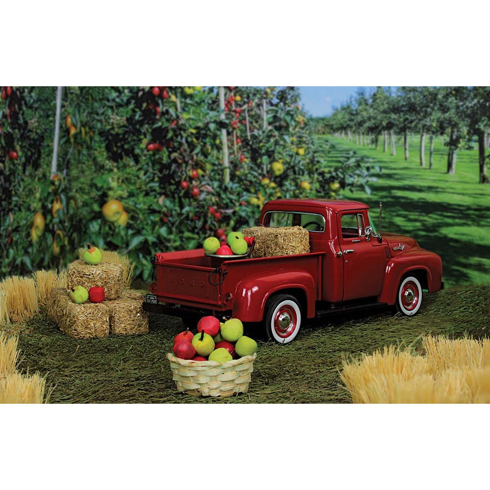 40-0414: Vermillion Red
1/25 Scale 1956 Ford F-100 Pickup Diecast Replica