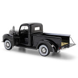 49-0393: Black
1/25 Scale 1940 Ford F-100 Pickup Diecast Replica