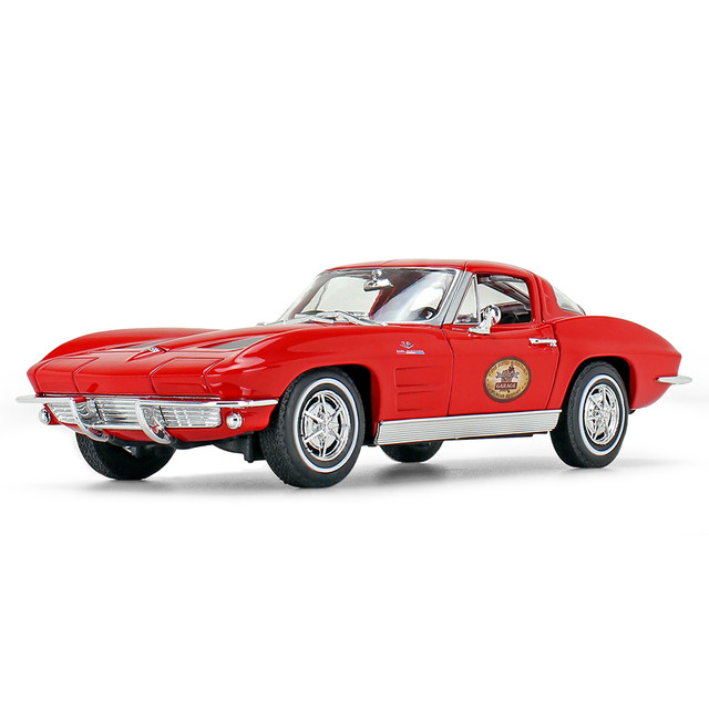 49-0426B7: The Busted Knuckle Garage
1/24 scale 1963 Chevrolet Corvette Diecast Replica