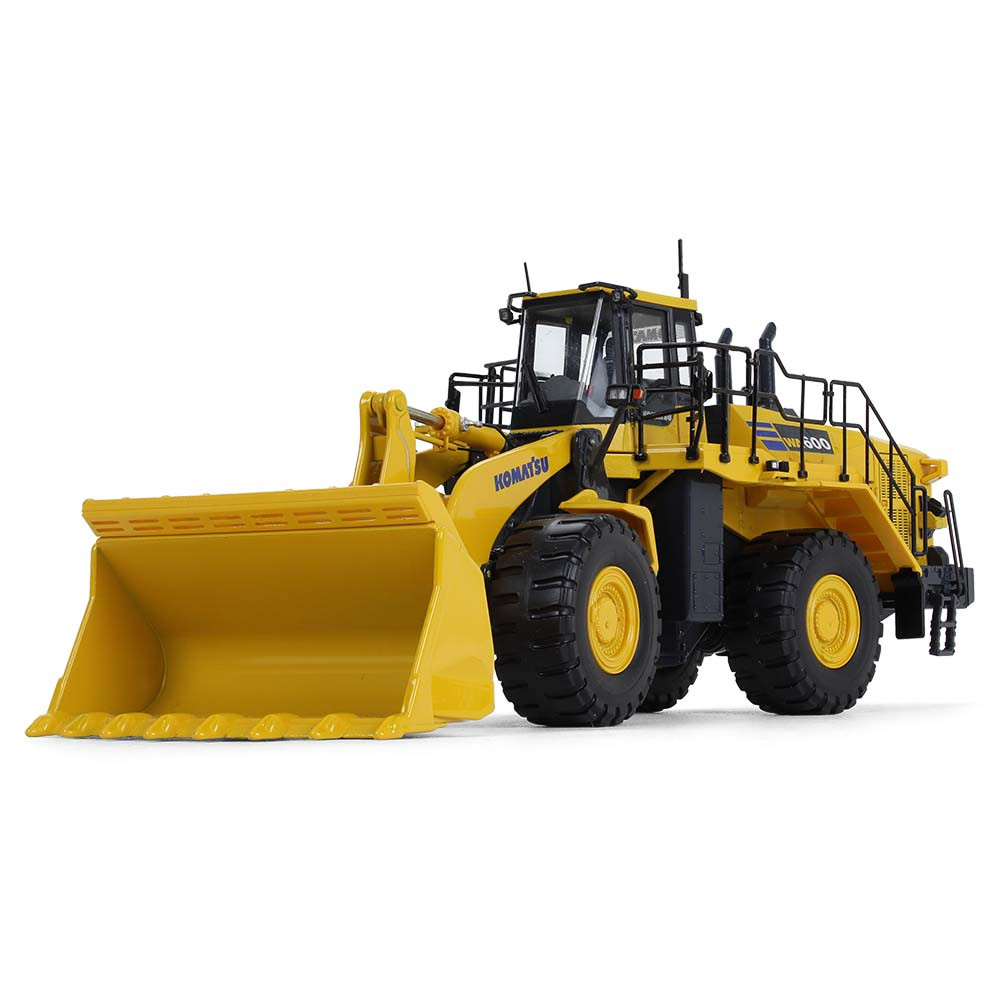 50-3397: Komatsu WA600-8
1/50 scale Komatsu WA600-8 Wheel Loader Diecast Replica