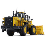 50-3397: Komatsu WA600-8
1/50 scale Komatsu WA600-8 Wheel Loader Diecast Replica